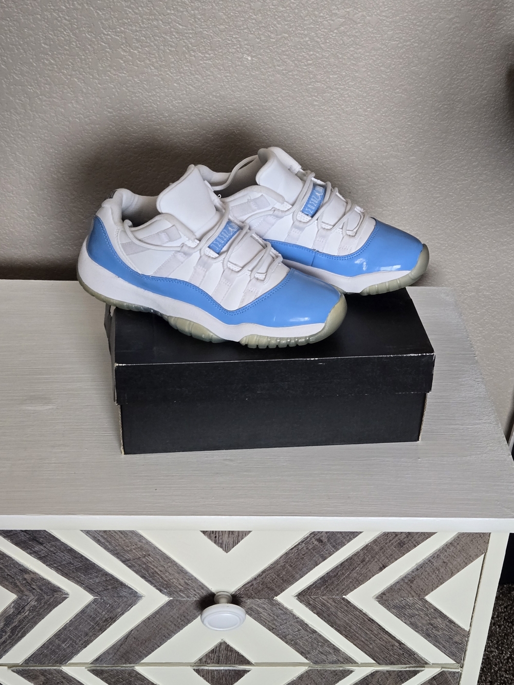 MAKE OFFER Jordan 11 Low Retro